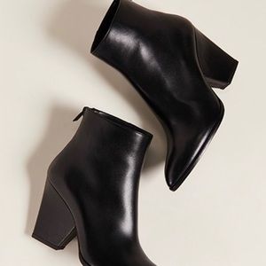 Stuart Weitzman black boots